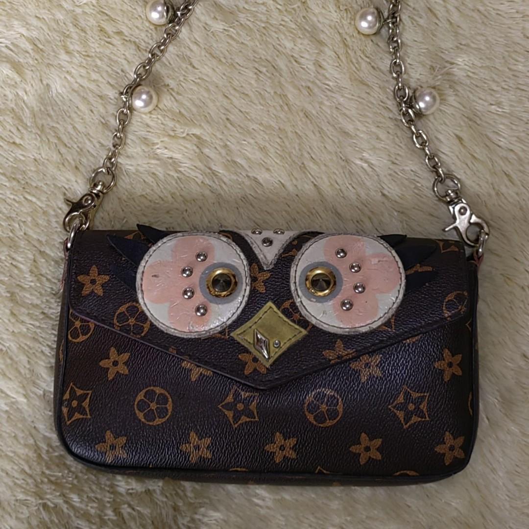 Louis Vuitton Alma Owl Mini, Fesyen Wanita, Tas & Dompet di Carousell