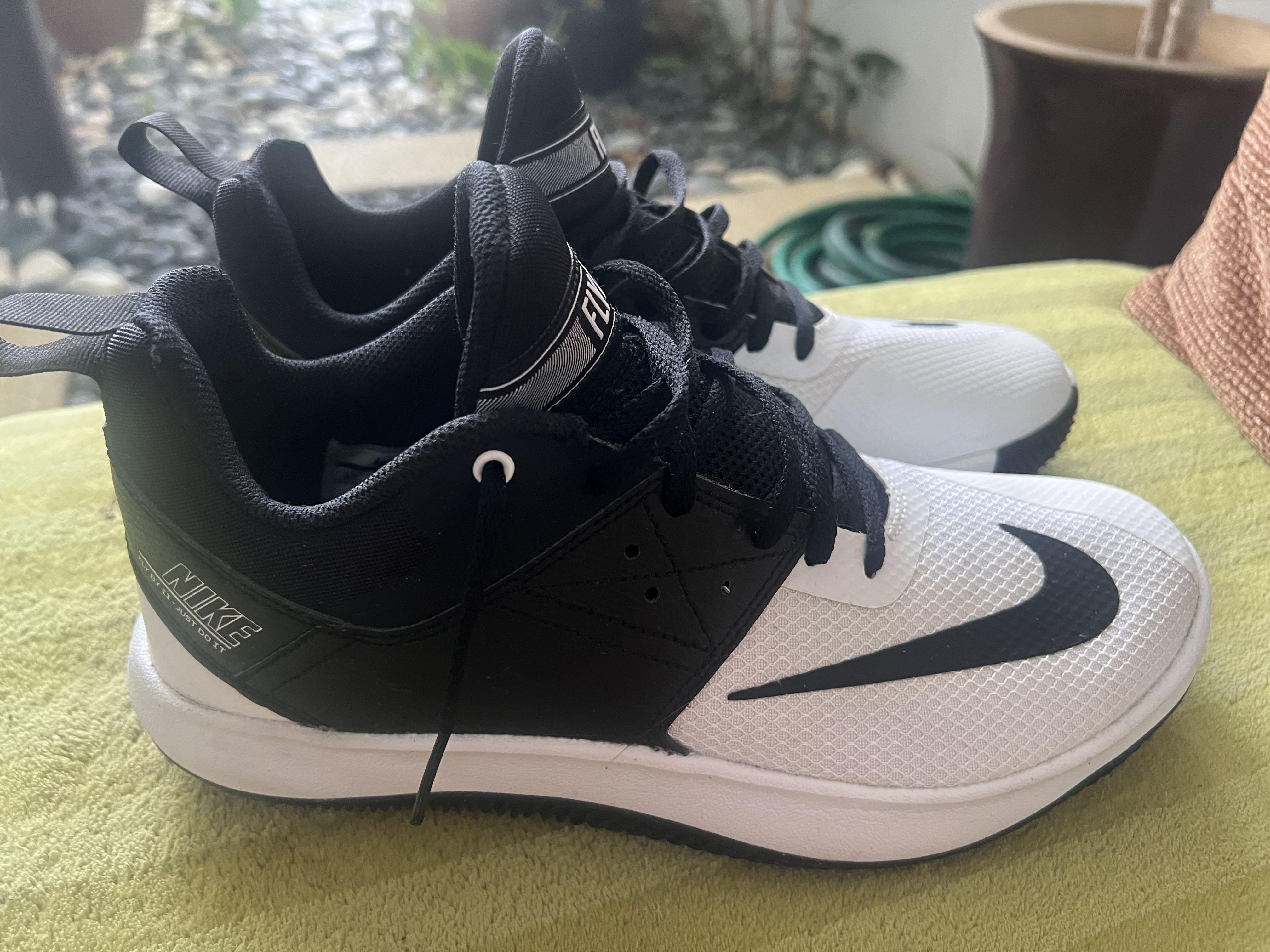 Nike fly by ii clearance