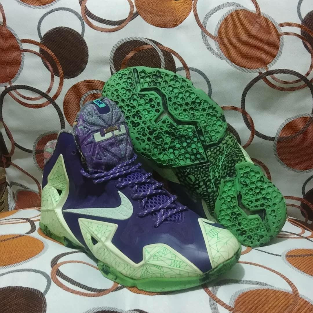 NIKE LEBRON 11