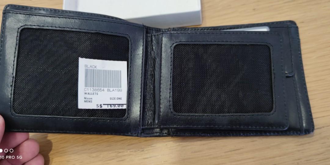 Nixon brand new 100% leather wallet ostrich design (Category: Wallets & Card Holders) located in Singapore. Submitted by tuv2015 (Listing ID 1136757018, Image 2). Description: Brand new in a box unused. Brand new selling $169. Call or sms 90192343 to deal..