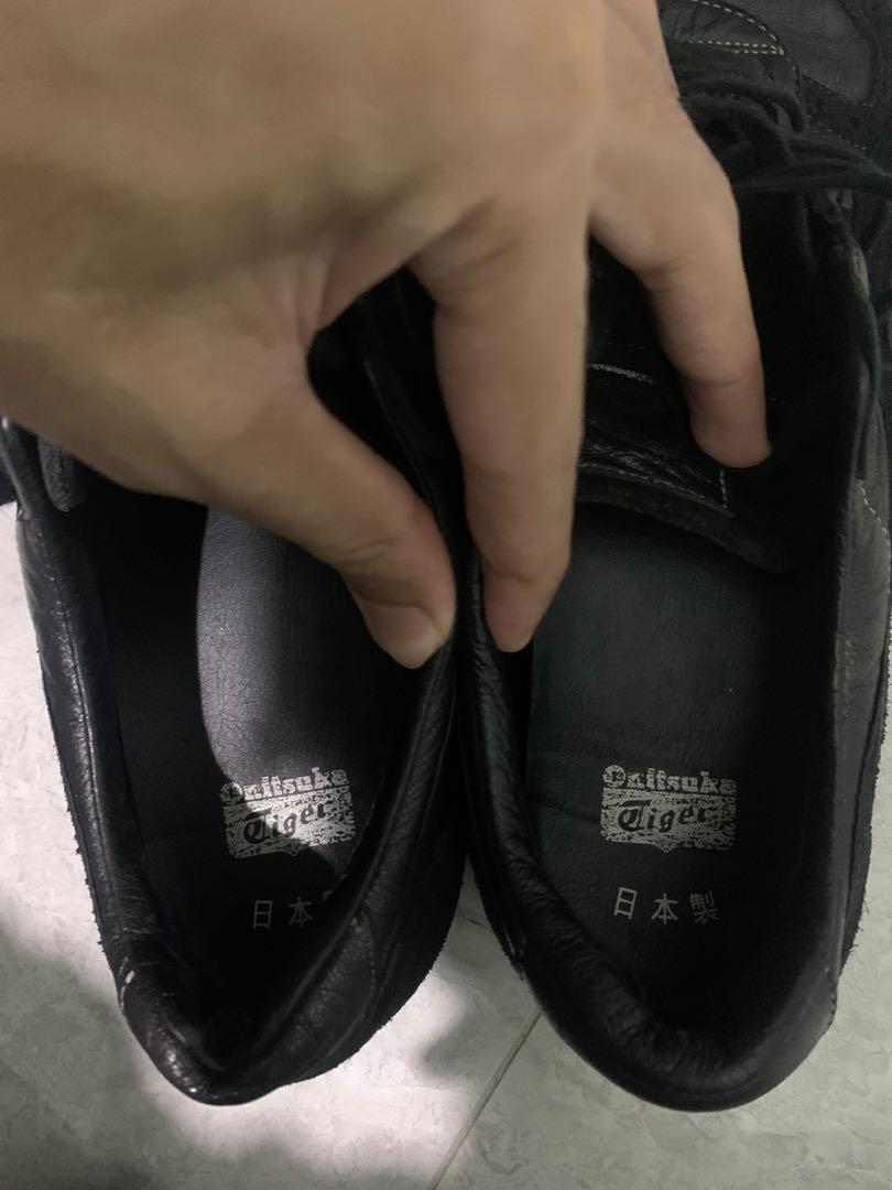 onitsuka tiger triple black