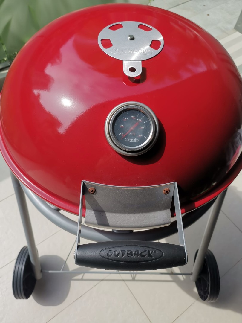 Outback charcoal kettle bbq TV Home Appliances Kitchen