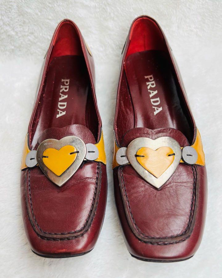 PRADA VERO CUOIO Vintage Shoes Leather Made in Italy preloved sepatu cewek  warna merah kuning size 36.5 (insole 24.5cm) original \u0026 no box condition  90% kulit mulus minus kotor ajah, Fesyen Wanita,