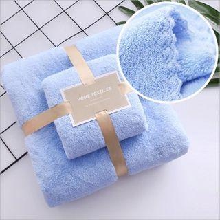 ✓Charisma Luxury White Bath Towel, Furniture & Home Living, Bedding & Towels  on Carousell