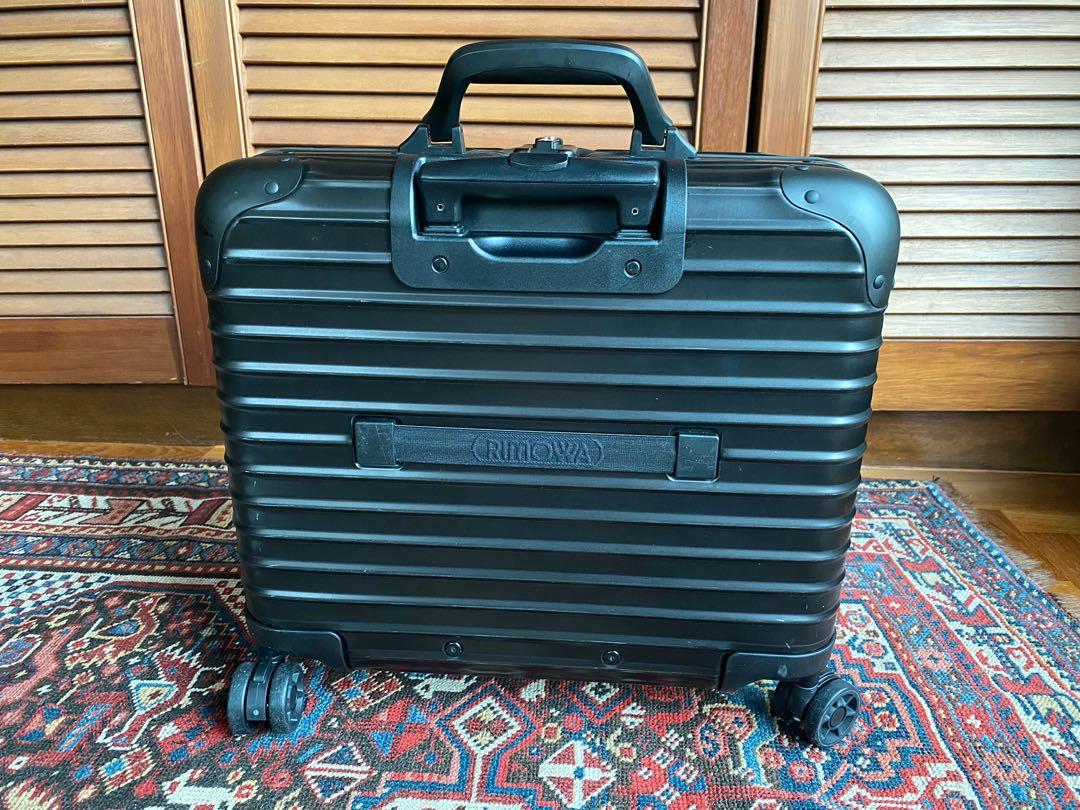 Rimowa topas top stealth business