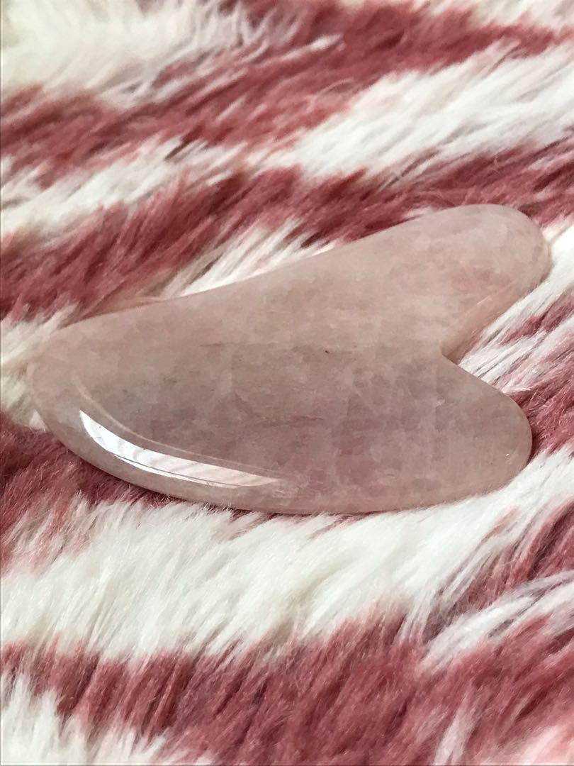 Rose Quartz Face Massager (Category: Face Care) located in Mandaluyong City. Submitted by iyasellsph (Listing ID 1136818195, Image 3). Description: Rose Quartz Face Massager Authentic polished Madagascar rose quartz Rose quartz has been used since the ancient times as a beauty tool 3" long, 2" wide, 0.25" thick Use on a clean face as part of your self-care ritual at night, best use with serum or night cream New condition, unused.