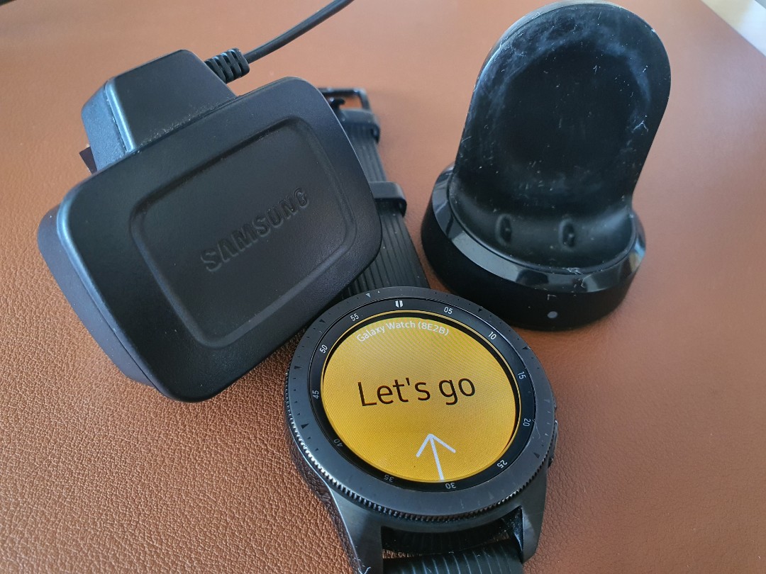 Samsung watch sm r815 LTE 42mm Mobile Phones Gadgets