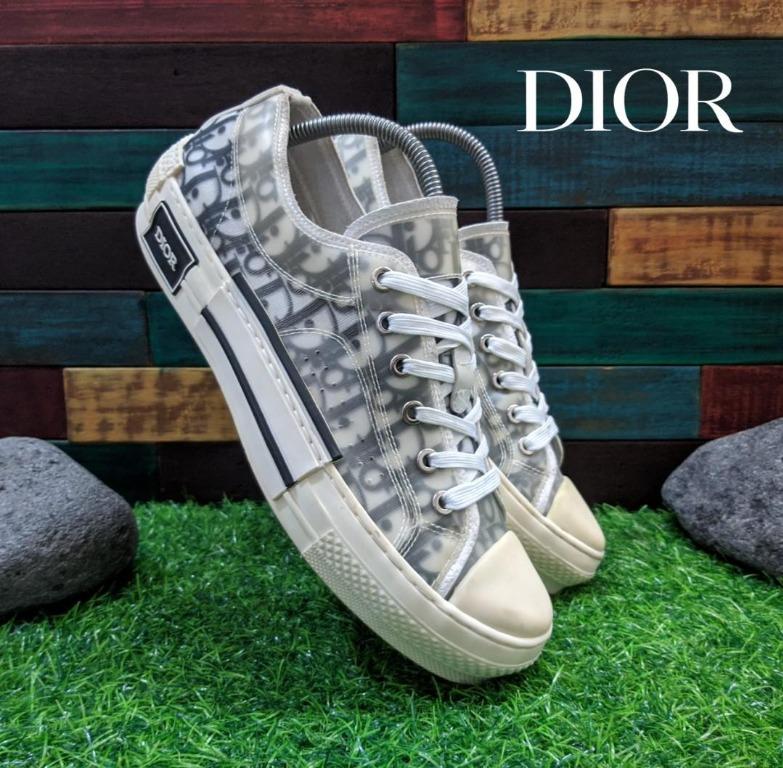 Harga best sale sneakers dior