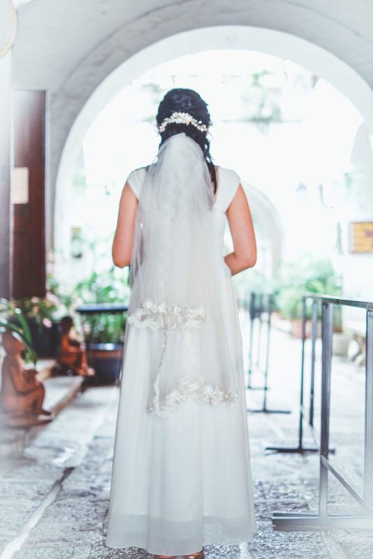 Simple Wedding Dress (Category: Dresses) located in Manila. Submitted by jeila_declutter (Listing ID 1136809593, Image 2). Description: Simple and elegant wedding dress I wore on our wedding day ❤️ For reference, I’m 5’2” in height and waist is 28 inches. The back part of the dress is made of stretchable material. RFS: Decluttering Please feel free to send a chat for inquiries 😄 .