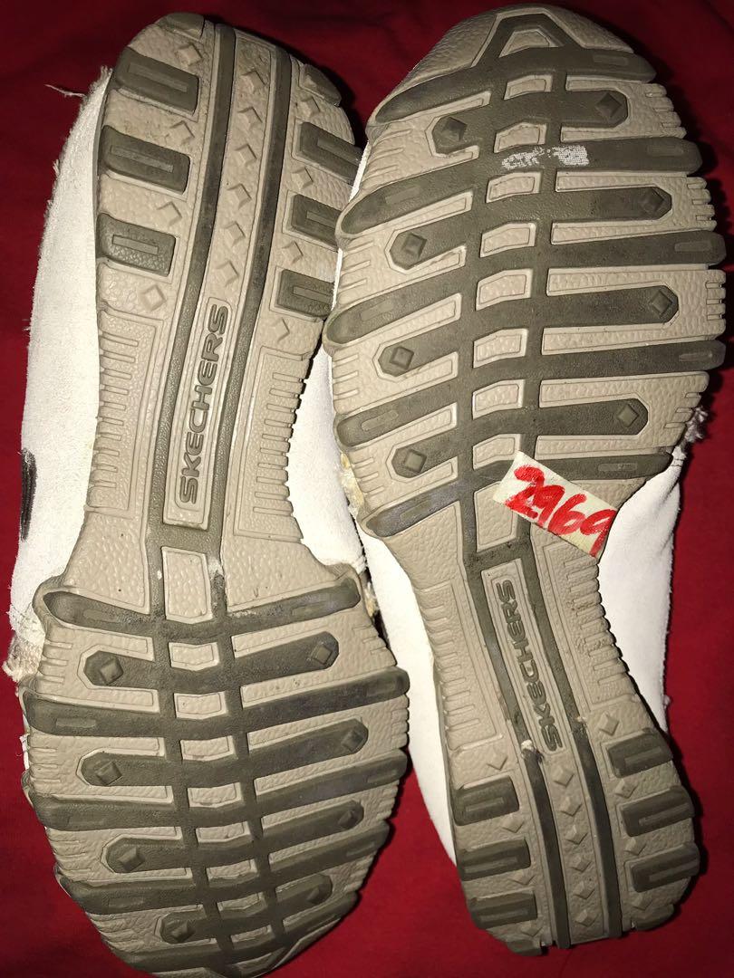 Skechers Backless Sneakers Hippy Beige Fringed Clogs open back
