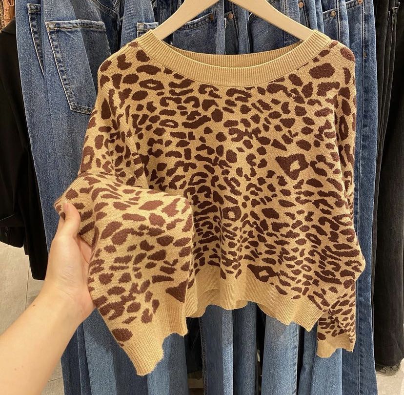 Stradivarius best sale leopard sweater
