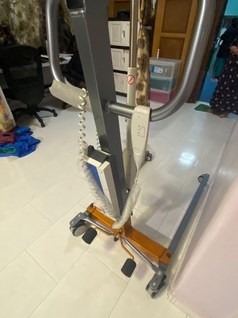 Sunlift 150 E Electric hoisting bedridden patients, Health & Nutrition