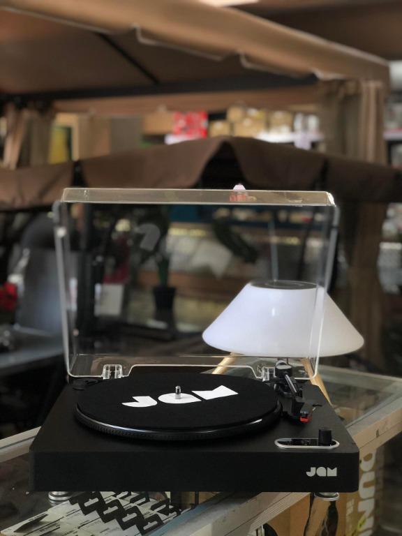 Turntable JAM Spun out (Category: Vinyls) located in San Pedro. Submitted by aus-plus (Listing ID 1136671035, Image 2). Description: Features: ✅With built-in Bluetooth ✅Digitalize your vinyl ✅With dust cover.