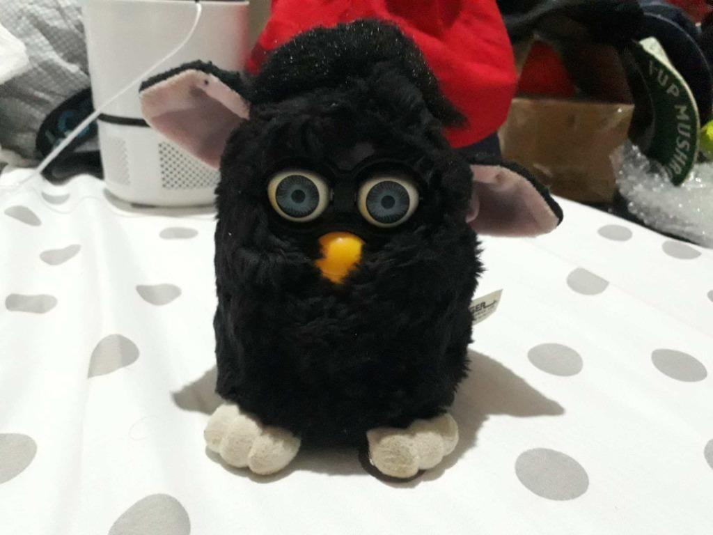 VINTAGE FIRST GENERATION 1998 RARE BLACK FURBY WITCH CAT by TIGER