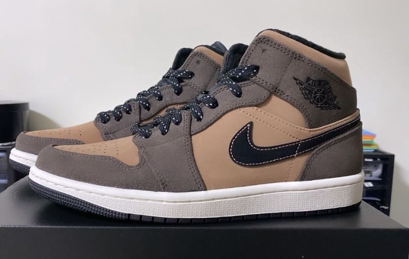 Wts Jordan 1 Mid Dark Chocolate, Men's Fashion, Footwear, Sneakers on