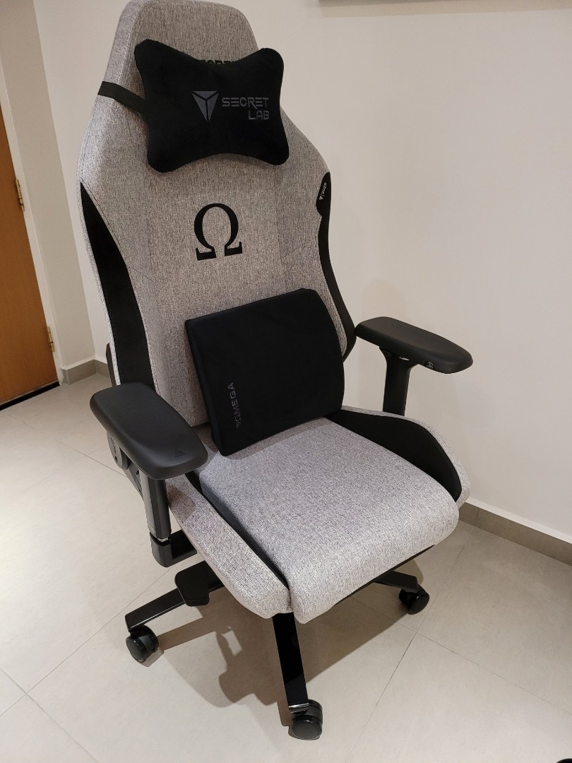 1 Year Old Secretlab OMEGA 2020 SoftWeave Furniture Home