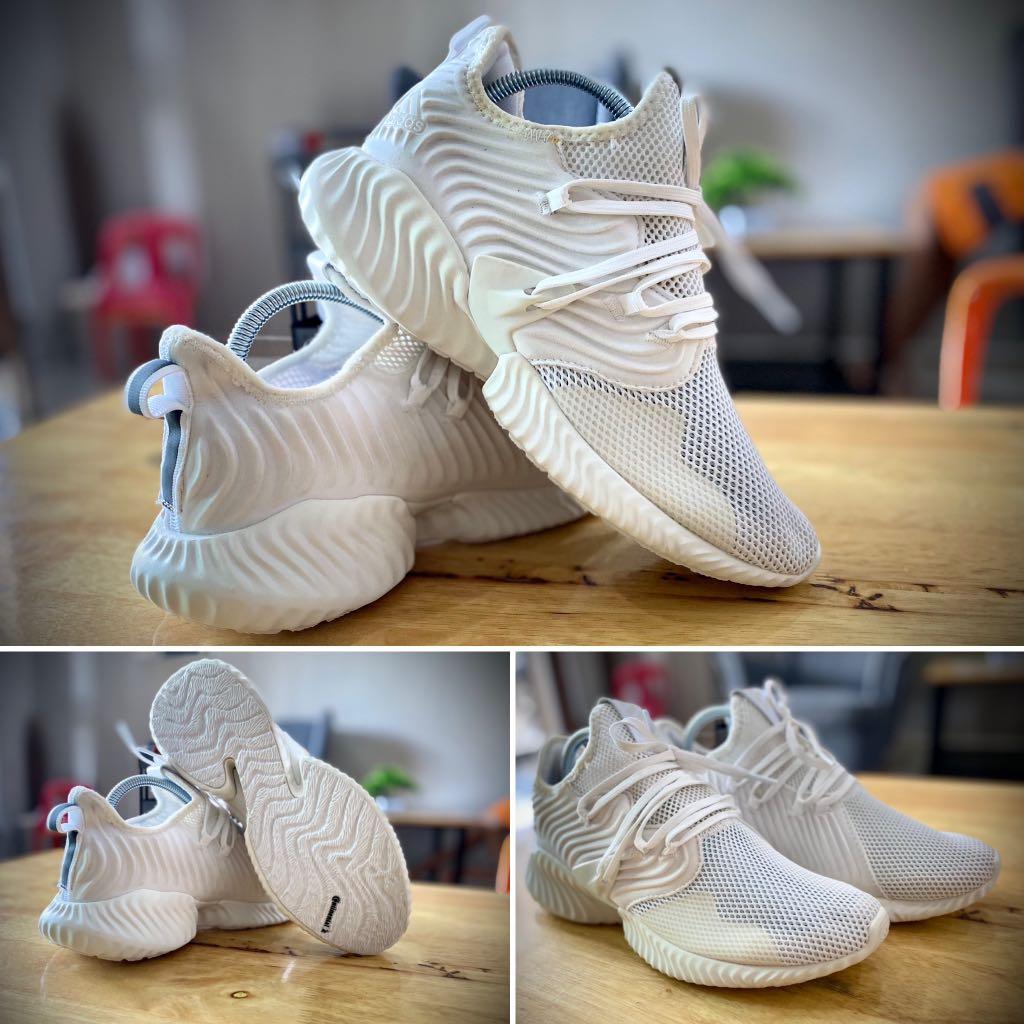 white adidas alphabounce mens