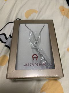 （分類：）位於 。 由 adrianluk 提交（商品編號 1136998618，圖片 1）。簡介： 。