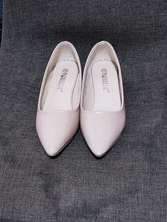 (Category: ) located in . Submitted by rbcloset (Listing ID 1137034555, Image 1). Description: .