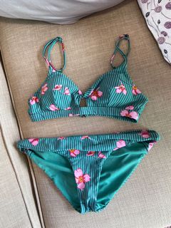 (Category: ) located in . Submitted by a_pedia (Listing ID 1136944201, Image 1). Description: .