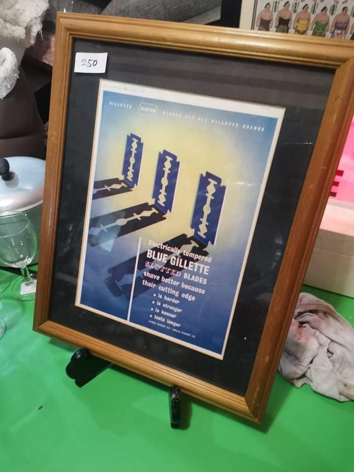 Blow up frame, Furniture & Home Living, Home Decor, Frames & Pictures