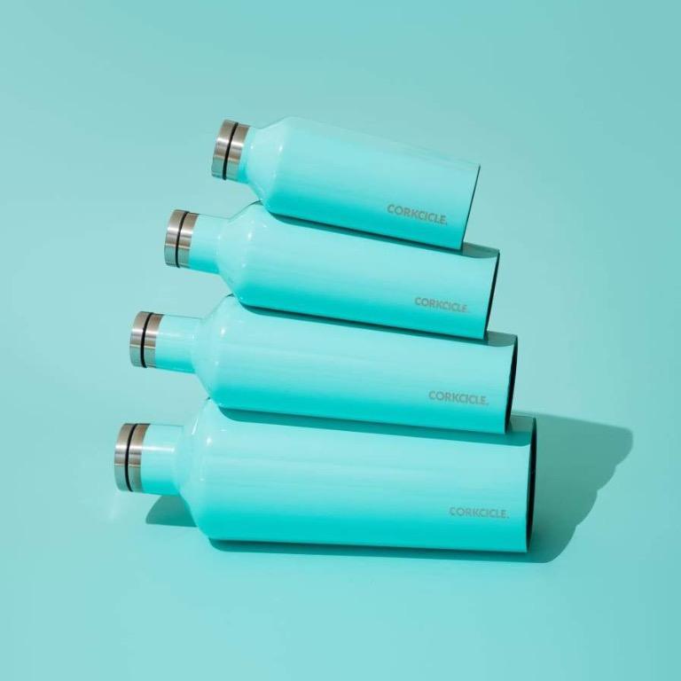 BNEW CORKCICLE Canteen Gloss Turquoise 9oz (Category: Water Bottles & Tumblers) located in Quezon City. Submitted by cam000 (Listing ID 1136894995, Image 1). Description: Cool for 25hrs, hot for 12 hrs Triple-insulated With “Camille” engraving RFS: Too many tumblers.