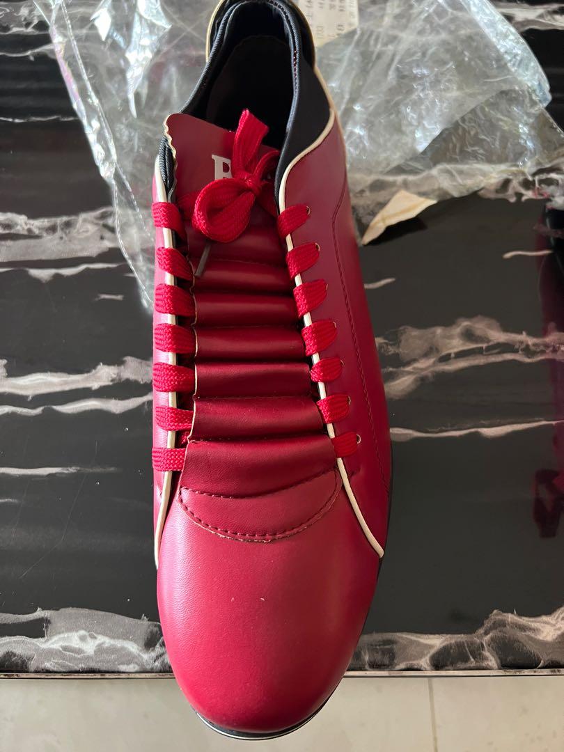 Red colour hot sale shoes for boys