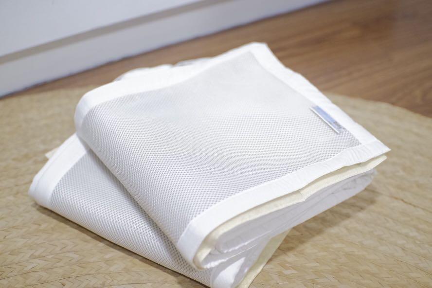 Breathable Mesh Crib Liner (Category: Bed Guards) located in Quezon City. Submitted by gabsj52 (Listing ID 1137021179, Image 1). Description: Ideal crib liner for baby’s crib than using regular bumper pad that are not mesh. To prevent the baby from SIDS (Sudden Infant Death Syndrome) through suffocation. Bought in US. For more information: https://www.healthline.com/health/parenting/crib-bumper-safety Buy at ur own risk 🤍.