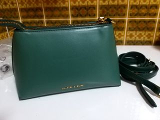 （分類：）位於 。 由 waterlongleg 提交（商品編號 1137000324，圖片 1）。簡介： 。