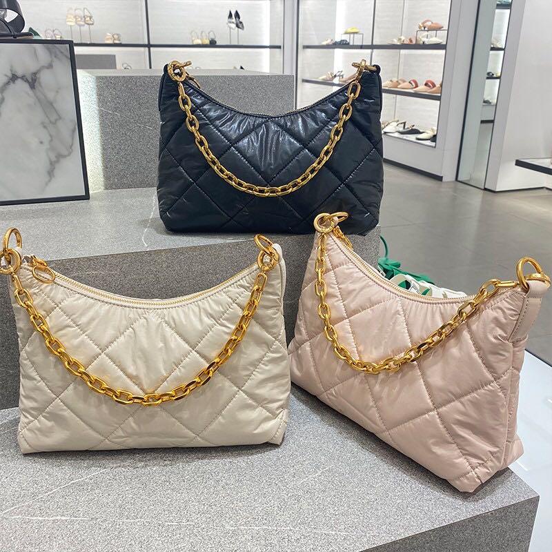 Charles & keith top quilted shoulder bag