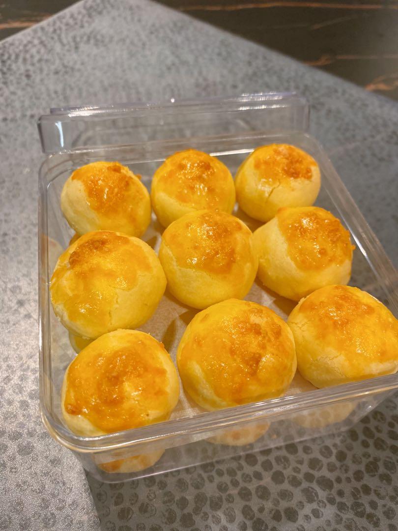 Parmesan Cheese Pineapple Tart, Food & Drinks, Homemade Bakes on Carousell