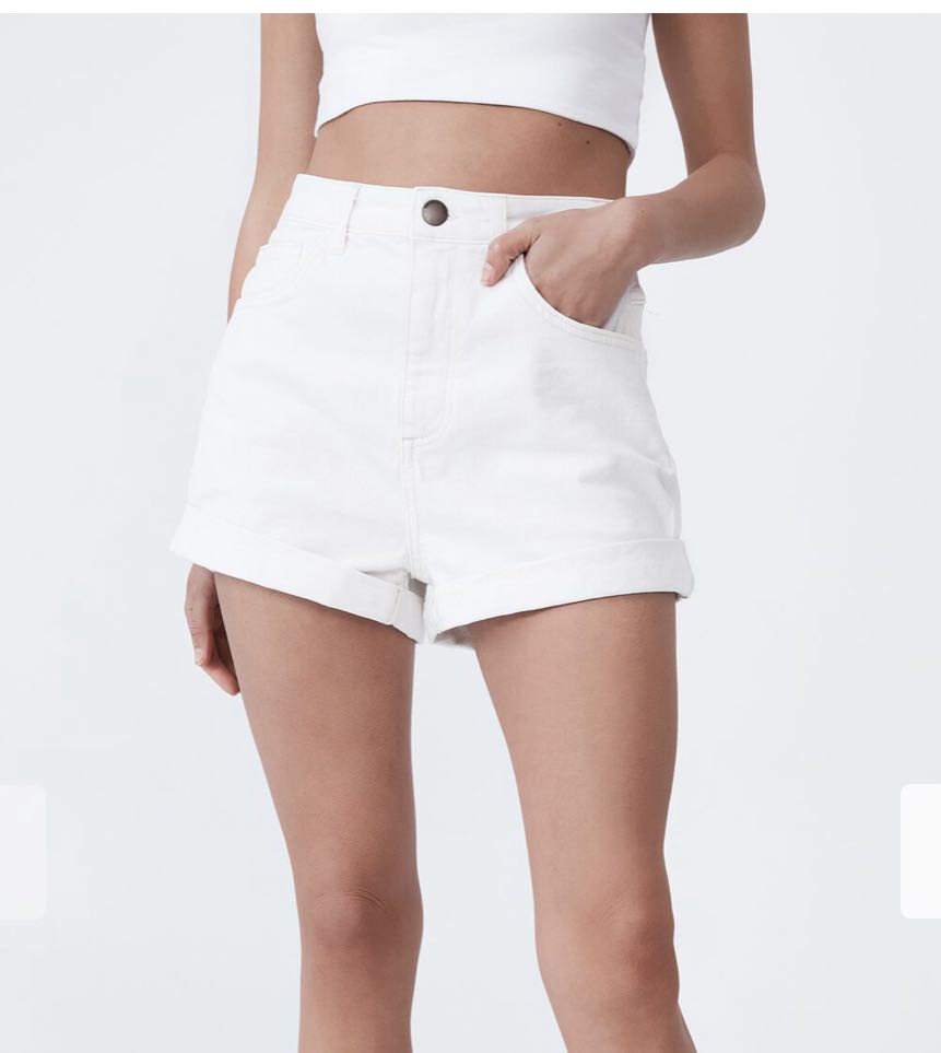 White mom on sale jean shorts