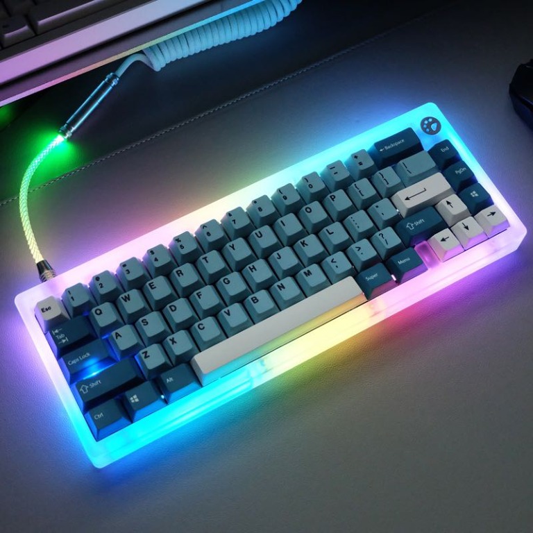 Custom Keyboard Builder (CAN DO EXTREME BUDGETS), Computers & Tech ...