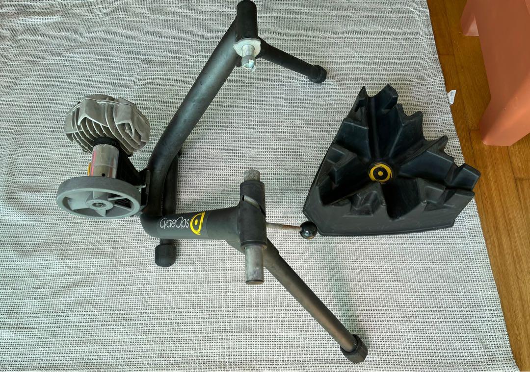 Bicycle Indoor Trainer Cycleops 9904 Fluid2 Trainer Cycleops