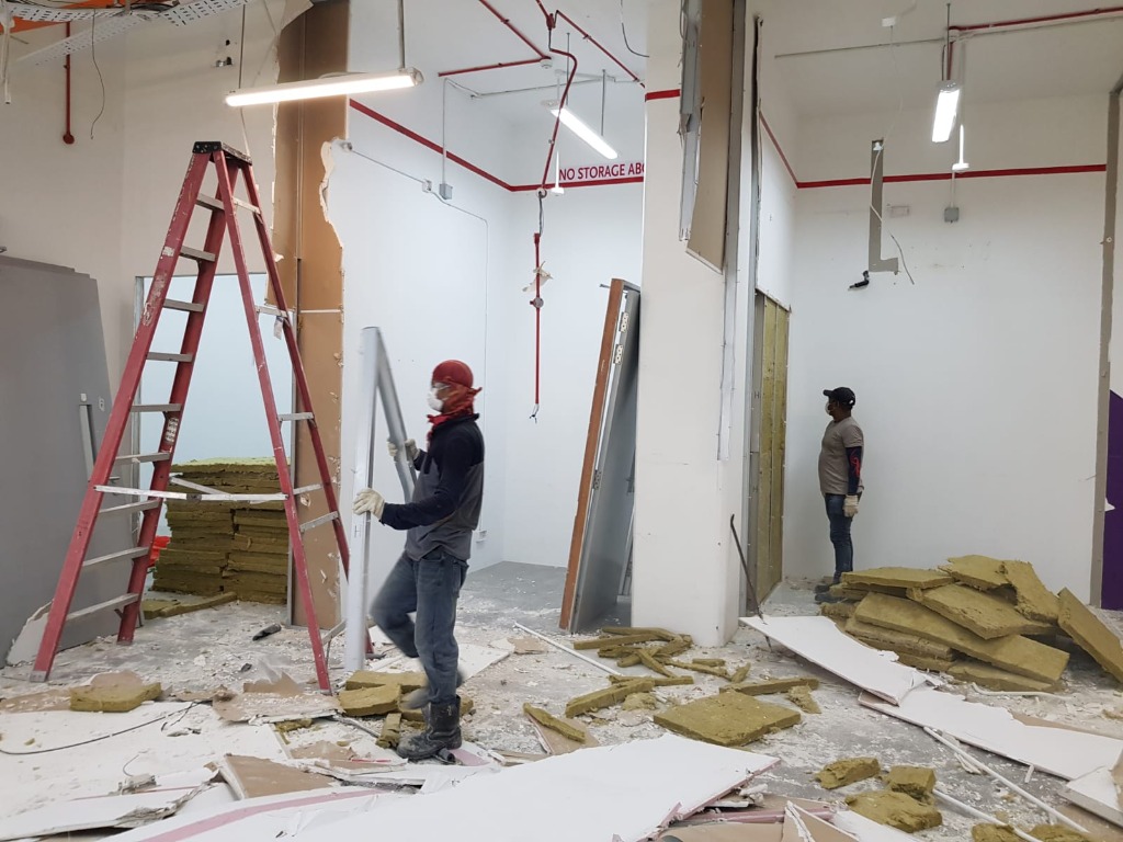 Direct Hacking Contractor, Home Services, Renovations on Carousell