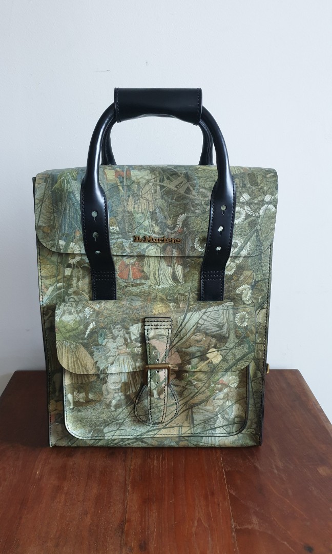 Dr martens hot sale tate backpack