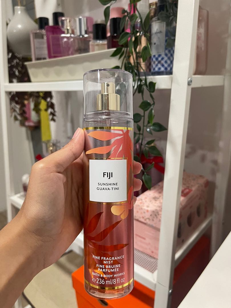 Fiji body spray deals bath and body works