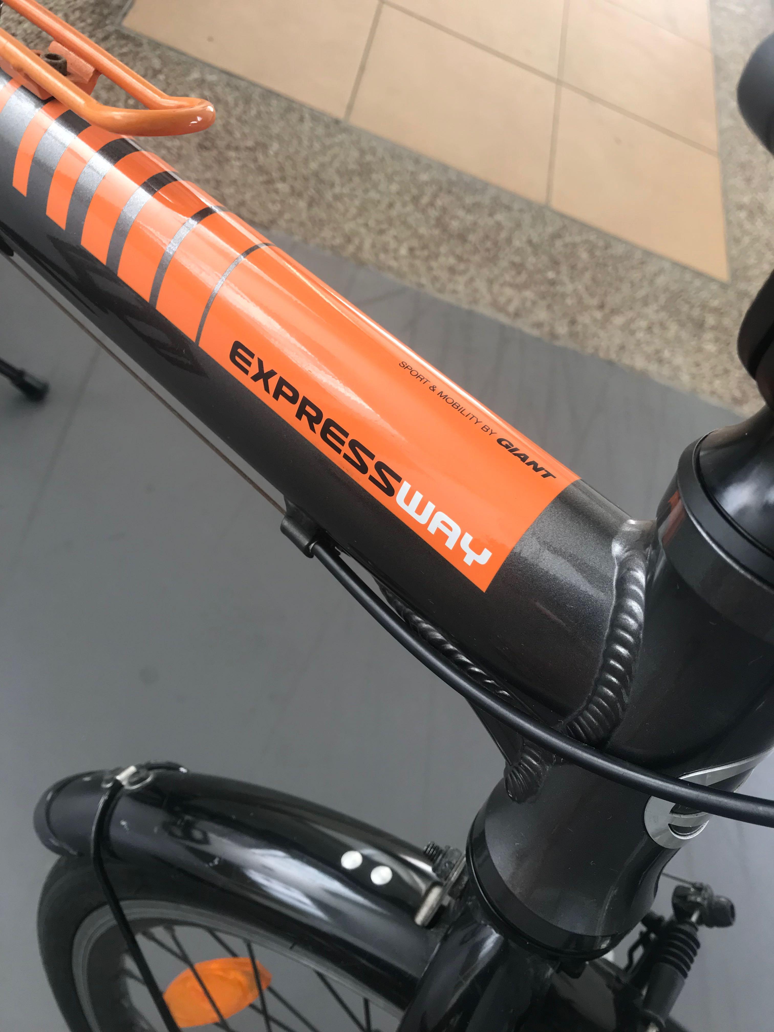 Giant Expressway Folding Bike, Sports Equipment, Bicycles & Parts