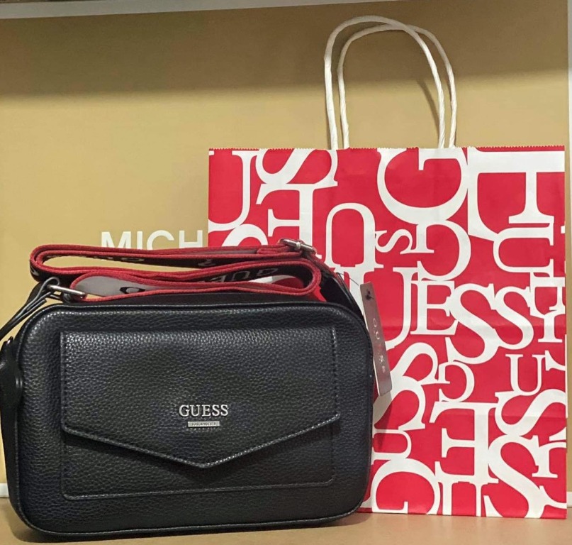 Guess Wayne Camera Bag Original Canada, Luxury, Bags & Wallets on Carousell