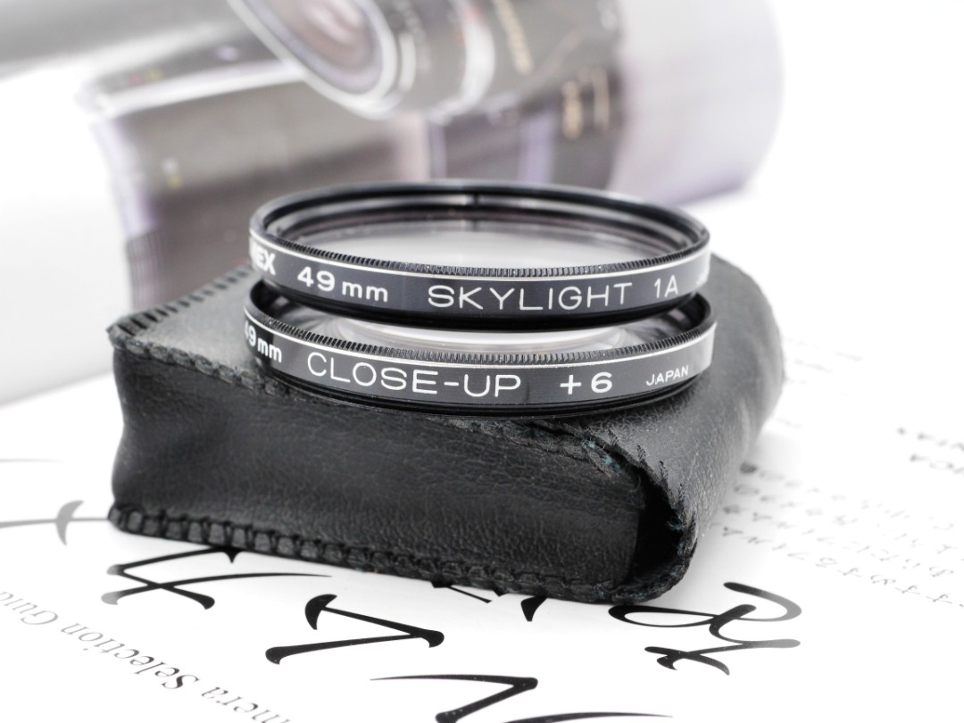 Hanimex 49mm Skylight and +6 Closeup filter with case, Photography