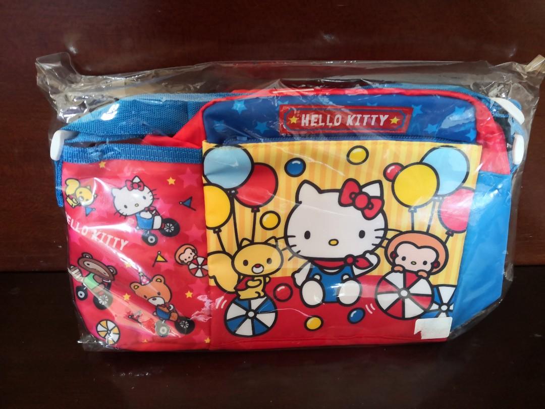 Hello Kitty sling bag with bottle holder (Sanrio) (Category: Carriers & Slings) located in Manila. Submitted by maifabfinds (Listing ID 1136946290, Image 3). Description: .