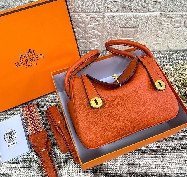 Hermes Lindy 26cm, Olshop Fashion, Olshop Wanita di Carousell