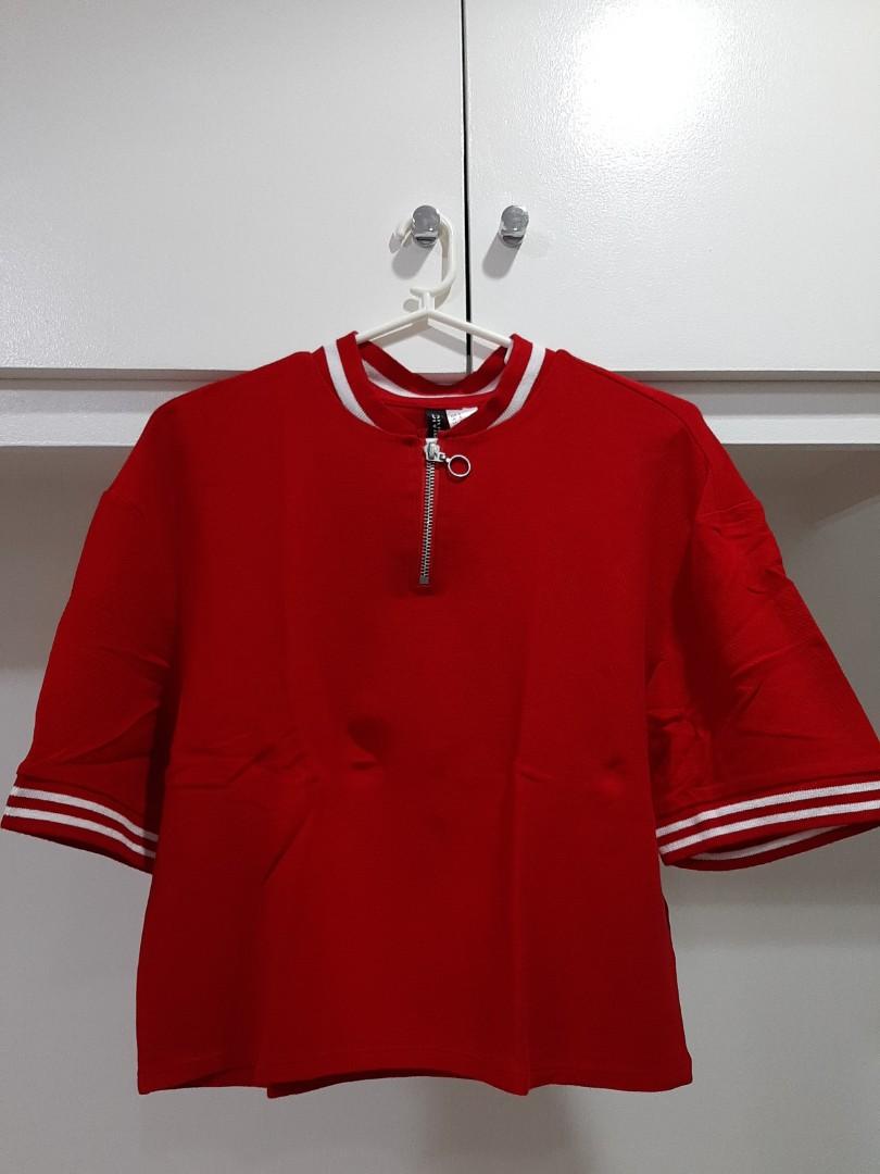 H&M half zip top (Category: Shirts) located in Manila. Submitted by daniellemgm (Listing ID 1136992319, Image 1). Description: used a few times- in great condition.