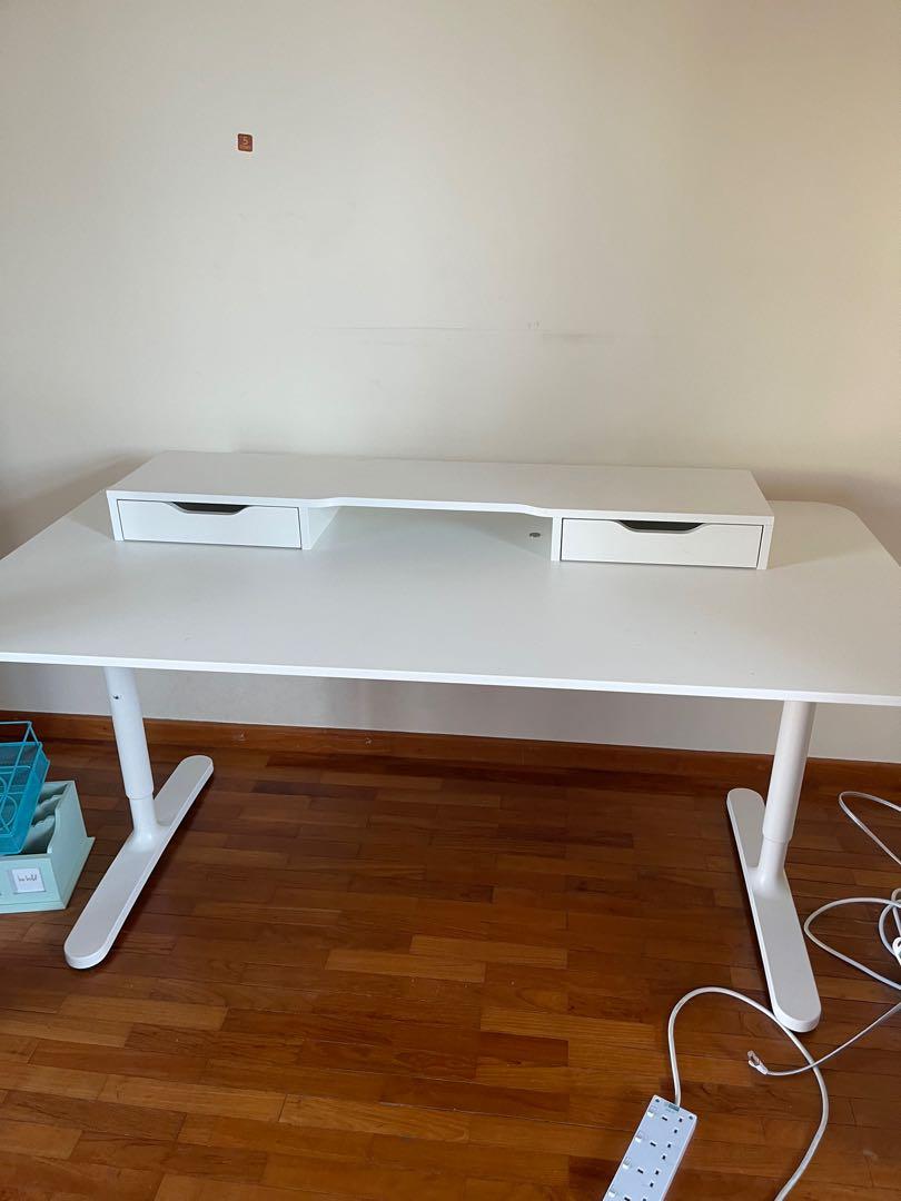 IKEA Study Table (Category: Tables & Sets) located in Singapore. Submitted by nrstrike (Listing ID 1136964770, Image 1). Description: Buyer arrange for transport .