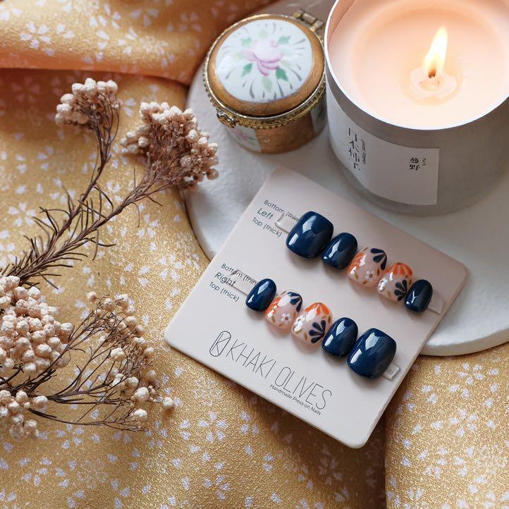 Khaki Olives Daisy CNY Press-on Nails 