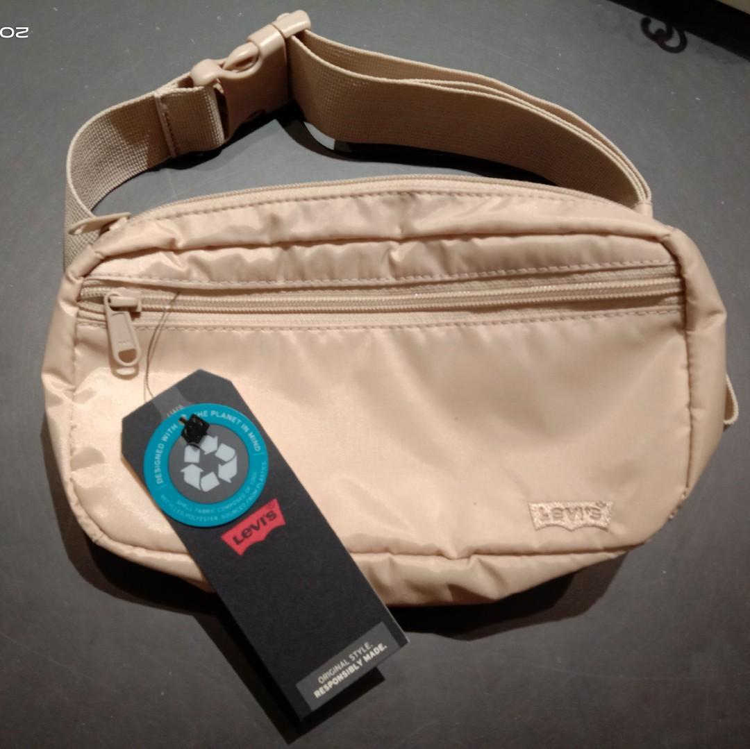 Levis Pouch Bag