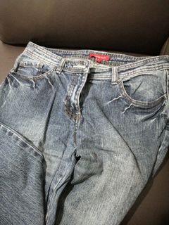 (Category: ) located in . Submitted by fashionsale172 (Listing ID 1136990257, Image 1). Description: .
