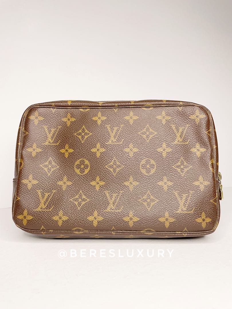 King Size Toiletry Bag Monogram Canvas - Louis Vuitton Replica Store