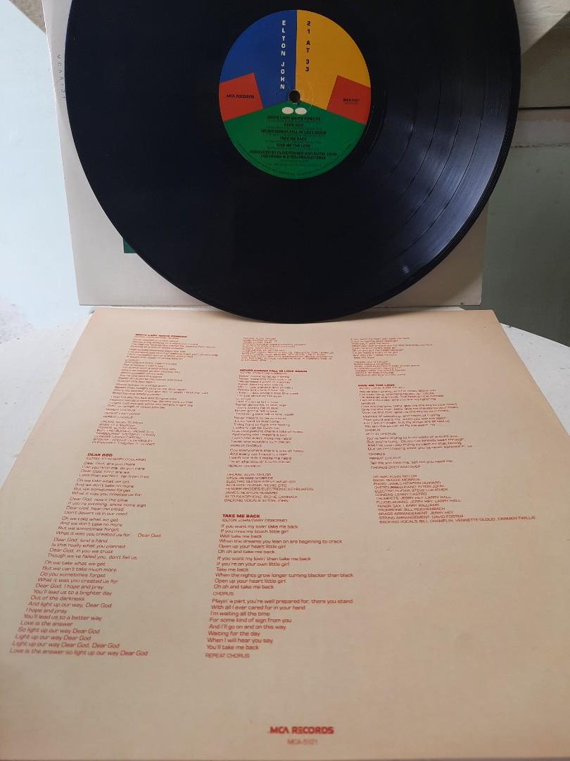 LP/PH/Vinyl Elton John - 21 At 33 Piringan Hitam