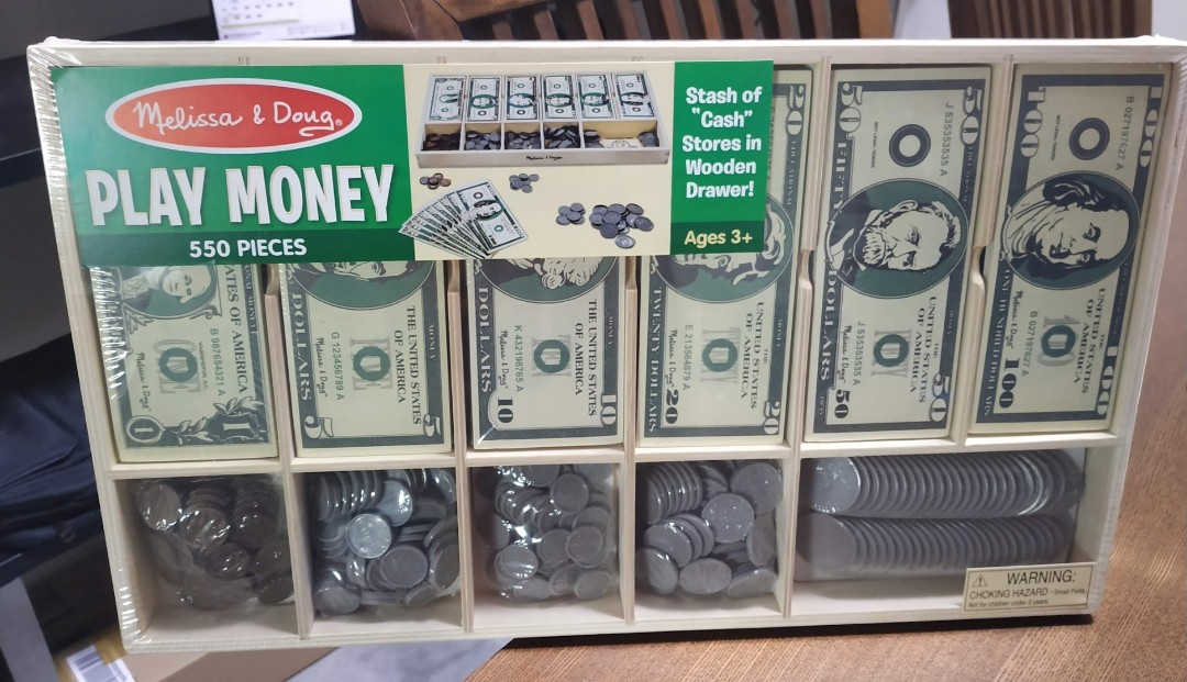 Melissa and shop doug money